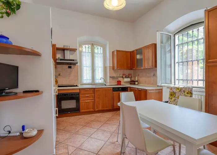 2 Bedroom Awesome Home In Camogli